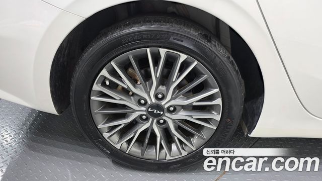 Kia K3 2022 — photo 5