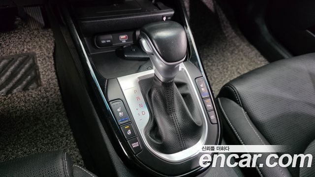 Kia K3 2022 — photo 12