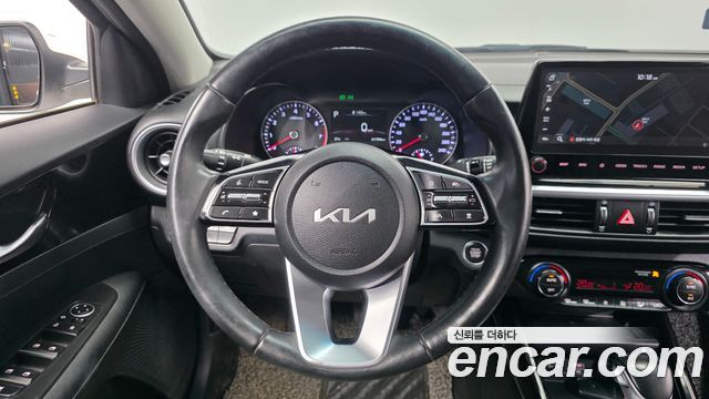 Kia K3 2022 — photo 19