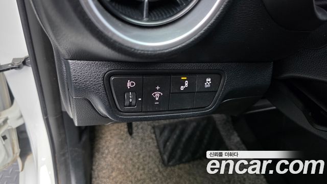 Kia K3 2022 — photo 29