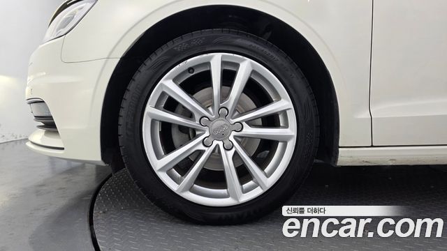 Audi A3 2015 — photo 5