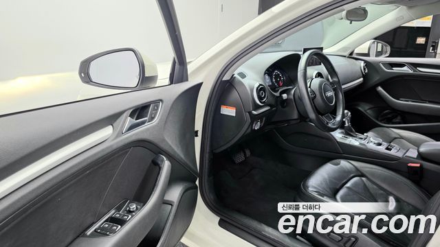 Audi A3 2015 — photo 10