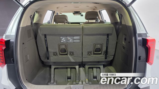 Kia Canival 2024 — photo 21