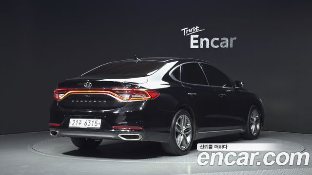 Hyundai Grandeur 2017 — photo 2