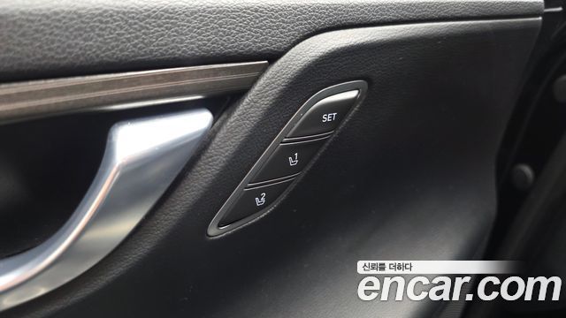 Hyundai Grandeur 2017 — photo 29