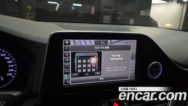 Hyundai Grandeur 2017 — photo 35