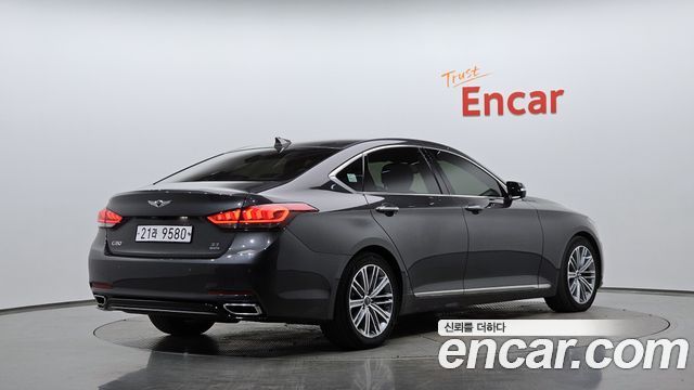 Genesis G80 2017 — photo 2