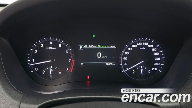 Genesis G80 2017 — photo 11