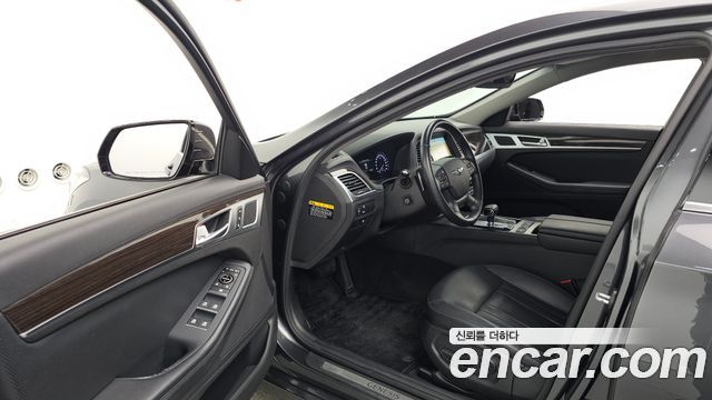 Genesis G80 2017 — photo 13