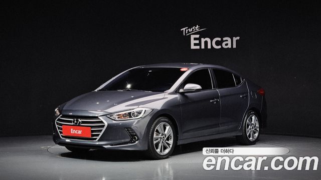 Hyundai AVANTE 2018 — photo 1