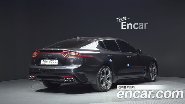 Kia Stinger 2018 — photo 2