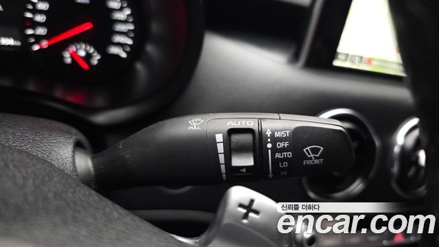 Kia Stinger 2018 — photo 26