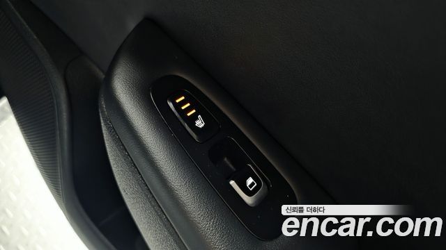 Kia Stinger 2018 — photo 28