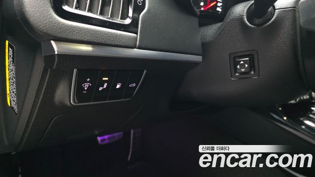 Kia Stinger 2018 — photo 30