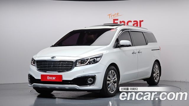 Kia Canival 2016 — photo 1