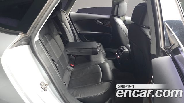 Audi A7 2014 — photo 11