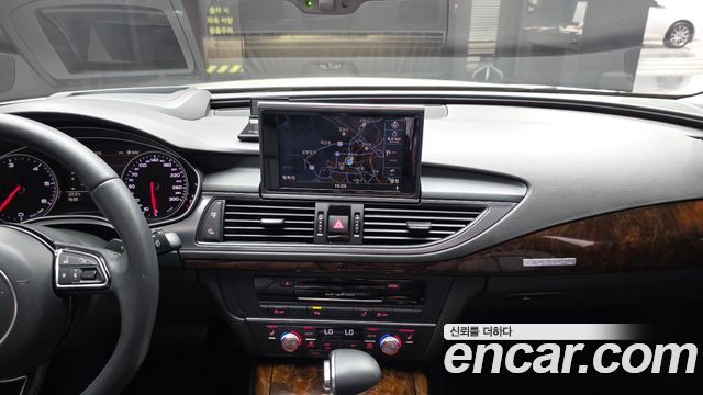 Audi A7 2014 — photo 14