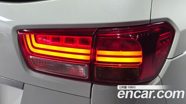 Kia Canival 2016 — photo 9