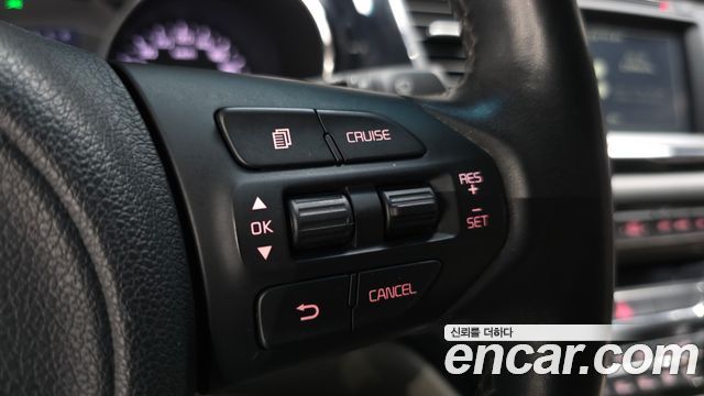 Kia Canival 2016 — photo 28