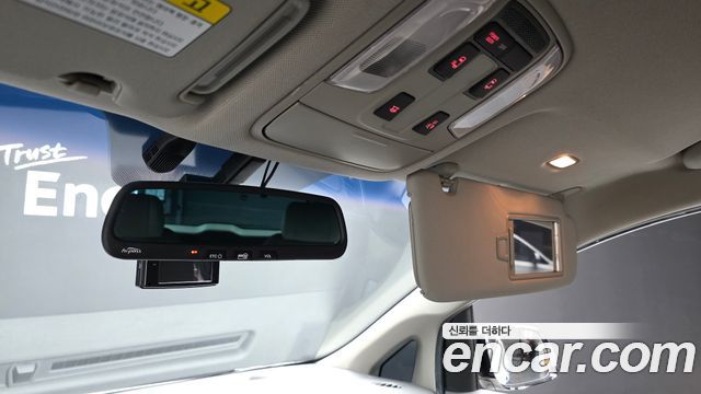 Kia Canival 2016 — photo 30