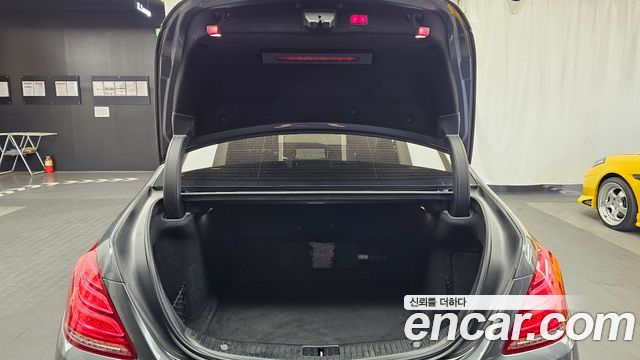 Mercedes-Benz S-Class 2017 — photo 20