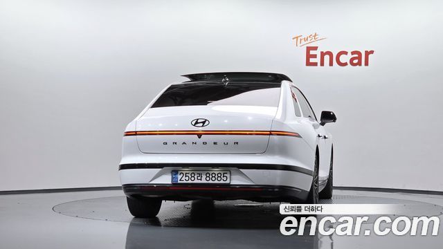 Hyundai Grandeur 2023 — photo 4
