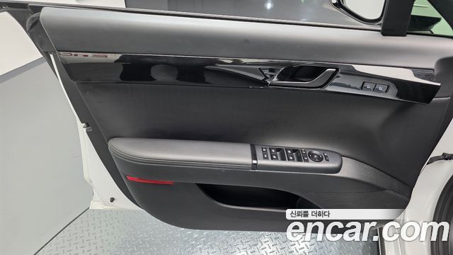 Hyundai Grandeur 2023 — photo 14