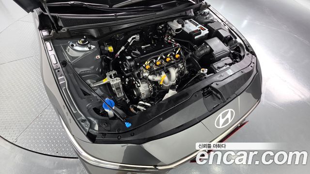Hyundai AVANTE 2025 — photo 6