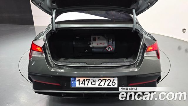 Hyundai AVANTE 2025 — photo 20