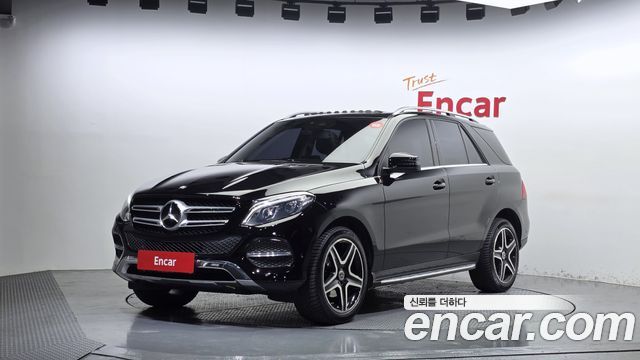 Mercedes-Benz GLE-Class 2016 — photo 1