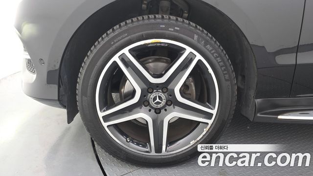 Mercedes-Benz GLE-Class 2016 — photo 5