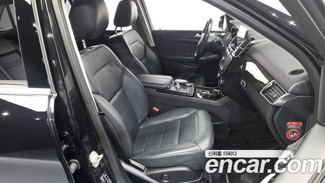 Mercedes-Benz GLE-Class 2016 — photo 11