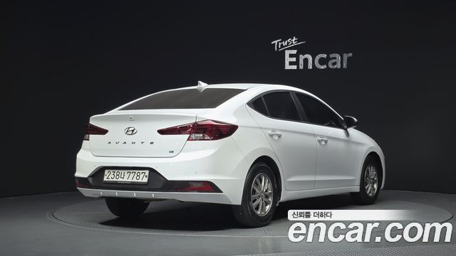 Hyundai AVANTE 2020 — photo 2