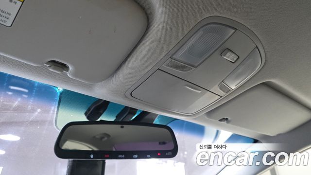 Hyundai AVANTE 2020 — photo 19