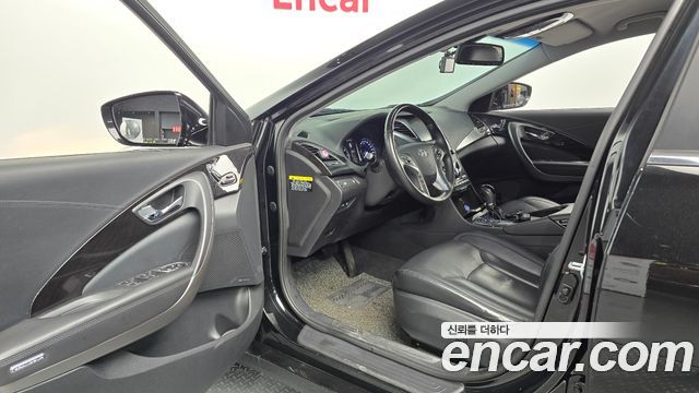 Hyundai Grandeur 2017 — photo 13