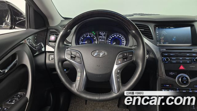 Hyundai Grandeur 2017 — photo 18