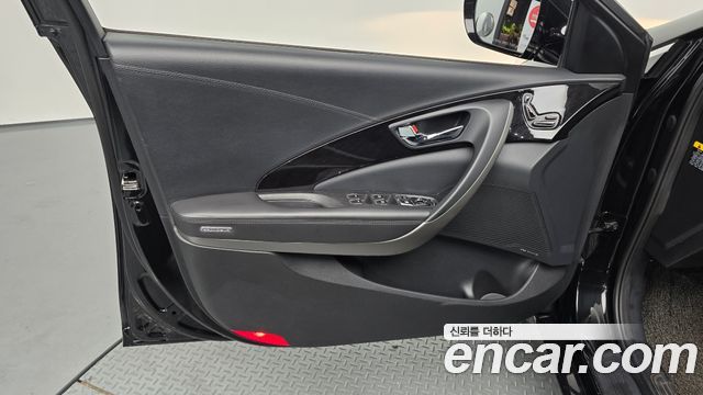 Hyundai Grandeur 2017 — photo 14