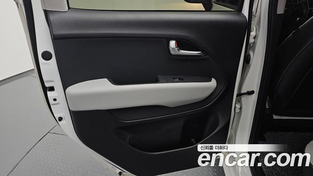 Kia RAY 2023 — photo 15