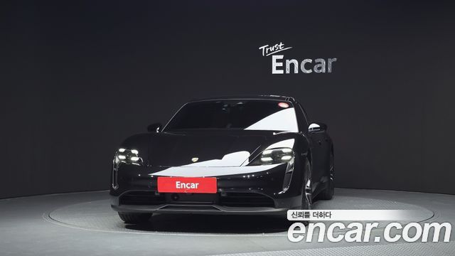 Porsche Taycan 2021 — photo 3
