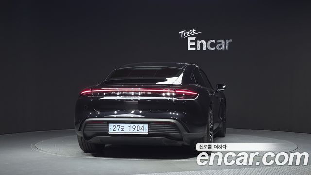 Porsche Taycan 2021 — photo 4