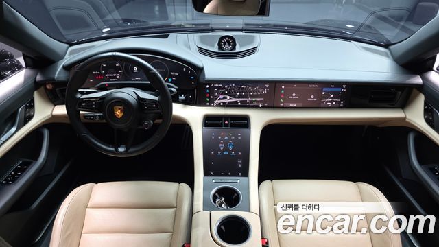 Porsche Taycan 2021 — photo 10