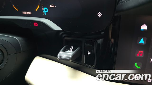 Porsche Taycan 2021 — photo 12
