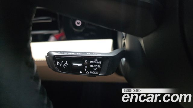 Porsche Taycan 2021 — photo 30