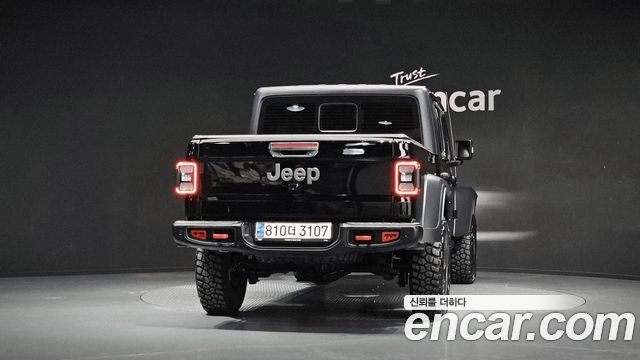 Jeep Gladiator 2021 — photo 4
