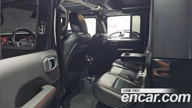 Jeep Gladiator 2021 — photo 11