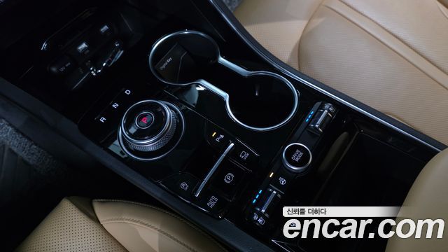 Kia K5 2023 — photo 9