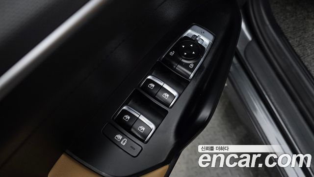 Kia K5 2023 — photo 12