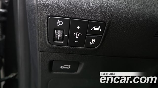 Kia K5 2023 — photo 13