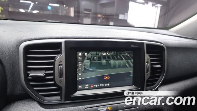 Kia Sportage 2016 — photo 21