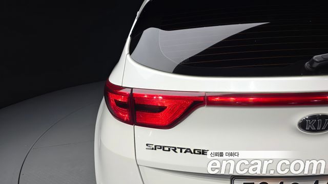 Kia Sportage 2016 — photo 9